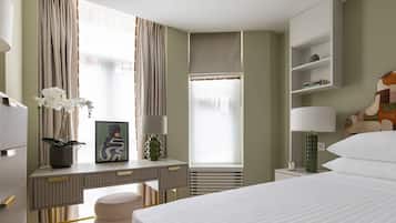 Apartment (2 Bedrooms) | 2 bedrooms, iron/ironing board, cribs/infant beds, bed sheets