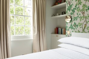 Apartment (4 Bedrooms)