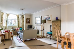 Apartment (2 Bedrooms) | Living area | TV