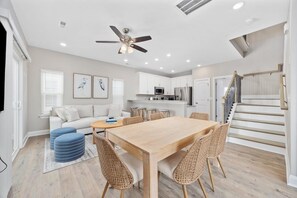 Interior - Topsail Jewel•Steps to Ocean•Private Garage (Myrtle Beach)