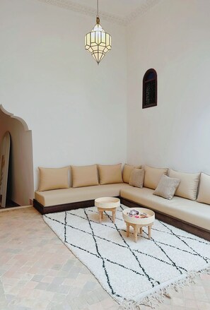 Signature Villa, 4 Bedrooms, Patio | Living area - Riad Solila (Marrakech)