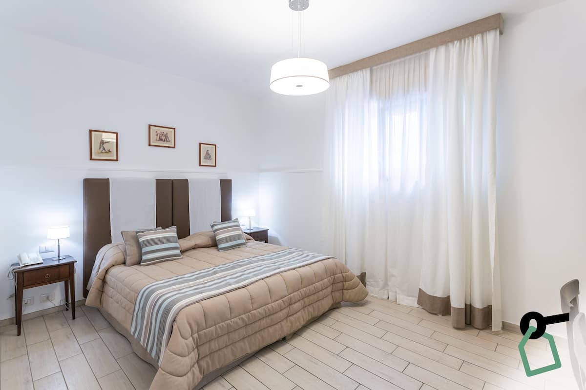 Double Room, Garden View | In-room safe, free WiFi