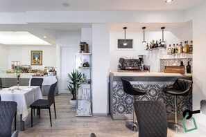Bar (on property) - Hotiday Room Collection - Massa Lubrense (Massa Lubrense)