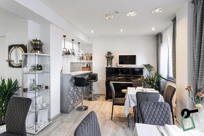 Bar (on property) - Hotiday Room Collection - Massa Lubrense (Massa Lubrense)