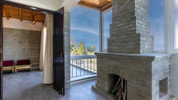 Parijat Suite Himalayan View with Balcony | 1 bedroom, desk, laptop workspace