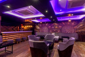 Lobby - Hotel Surya Grand (Lucknow)