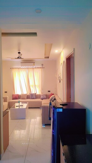 Luxury Double Room, Balcony, City View | Private kitchen - Rohtak Sewa Sadan (Lachhmangarh)