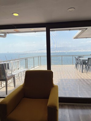 Interior - Stay with the best view of Izmir (Izmir)