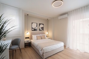Apartamento luxo, 4 quartos, vista para a cidade | 4 quartos, cofres nos quartos, individualmente decorados