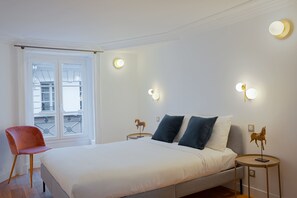 1 bedroom, iron/ironing board, travel crib, WiFi - Madeleine Opéra - One Bedroom Deluxe in Paris (Paris)
