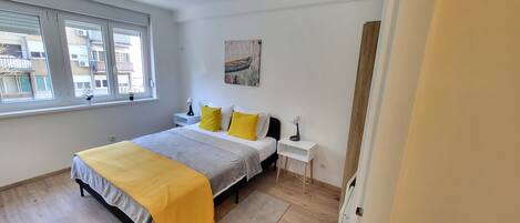 1 sovrum, strykjärn/strykbräda, wi-fi och sängkläder