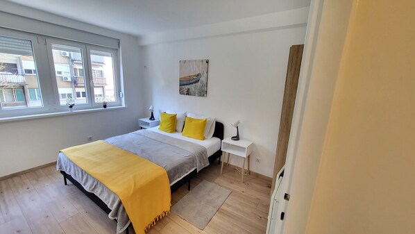 1 bedroom, iron/ironing board, WiFi, bed sheets