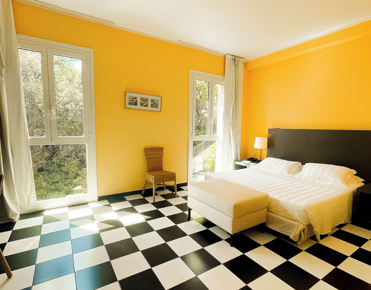 ダブルルーム シービュー | ミニバー、ベビーベッド、WiFi (無料)、ベッドシーツ