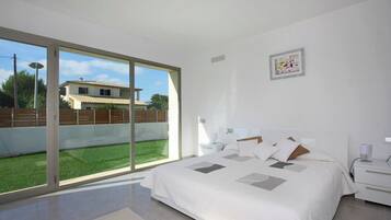 5 habitaciones, caja de seguridad en la habitación y wifi gratis