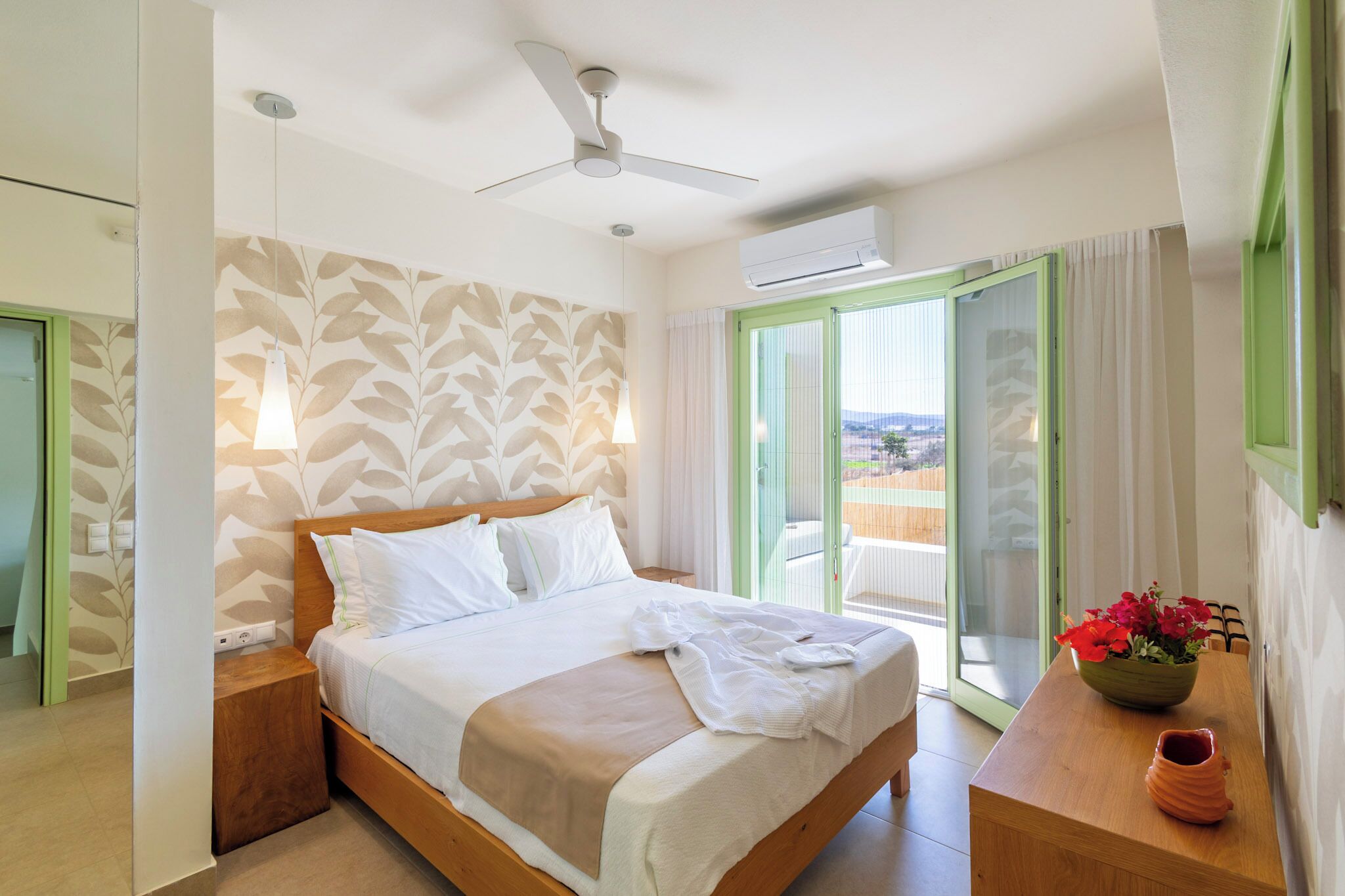 7 habitaciones, tabla de planchar con plancha y wifi gratis 