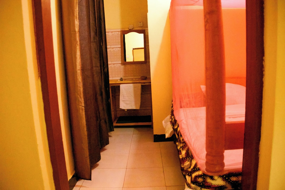 Basic Double Room | Free WiFi