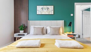 2 chambres, bureau, fer et planche à repasser, Wi-Fi gratuit