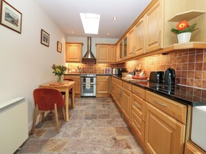 Oppvaskmaskin og kjøkkenutstyr