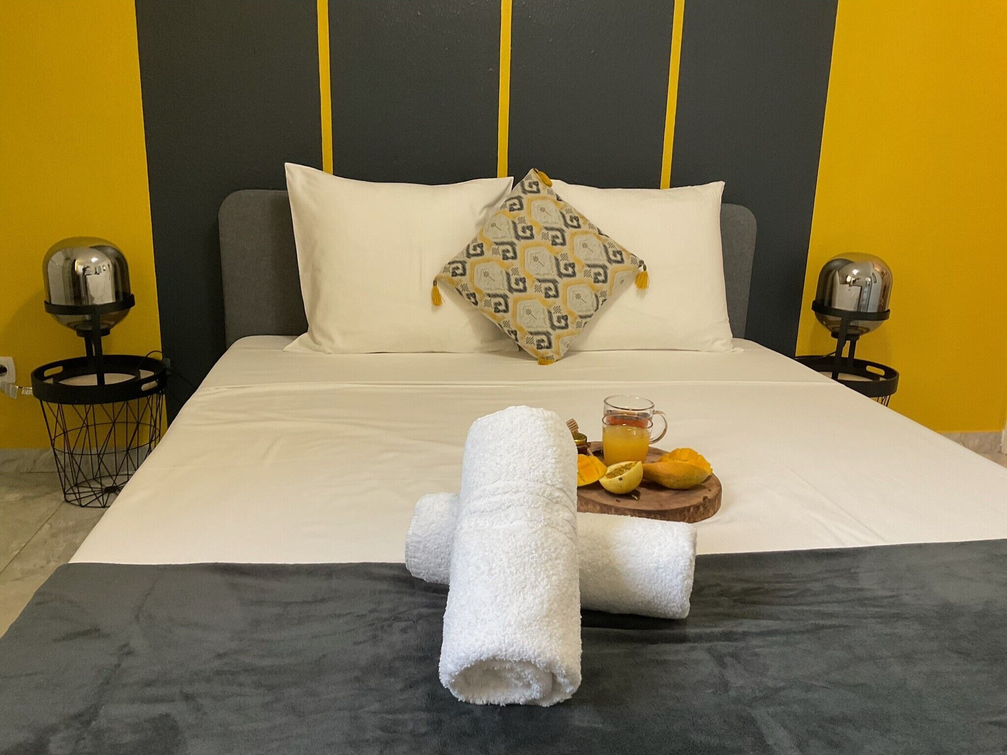 1 chambre, fer et planche à repasser, Wi-Fi, draps fournis