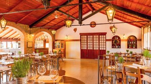 Restaurant - Hotiday Room Collection - Massa Alta (Massa Marittima)