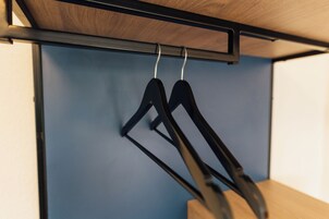 Desk, laptop workspace, free WiFi