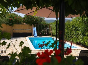 House (Holiday Home Krnić) | Outdoor pool