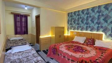 Deluxe Double Room, Valley View | Teres/patio