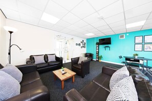 Interior - For Students Only Prospect Point in Liverpool (Liverpool)