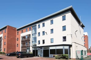 Front of property - For Students Only Prospect Point in Liverpool (Liverpool)