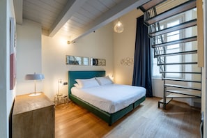 2 chambres, fer et planche à repasser, Wi-Fi gratuit, draps fournis