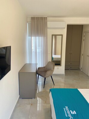 1 chambre, bureau, Wi-Fi, draps fournis