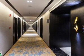 Interior - Aoshang Hotel (Hanzhong High-speed Railway Station) (Hanzhong)