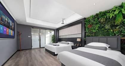 Aoshang Hotel (Hanzhong High-speed Railway Station)