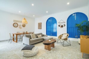 Family Villa, Pool View | 6 bedrooms, in-room safe, desk, laptop workspace