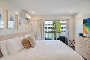 3 bedrooms, iron/ironing board, travel cot, free WiFi