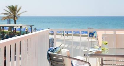 Anemi Green Cozy apt with beach views