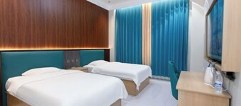 Haoping Birth House Business Hotel