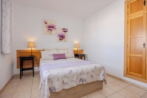 1 bedroom, iron/ironing board, WiFi, bed sheets - Lovely 1 bedroom apartment (Puerto del Carmen)