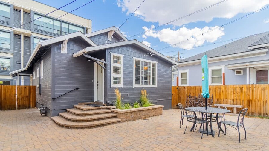 Modern 1-br Apartment Close to Downtown Vibes