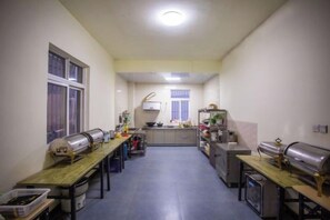 Unclassified image, 3 of 22, button - Holiday Inn Lijiang Langtai (Lijiang)