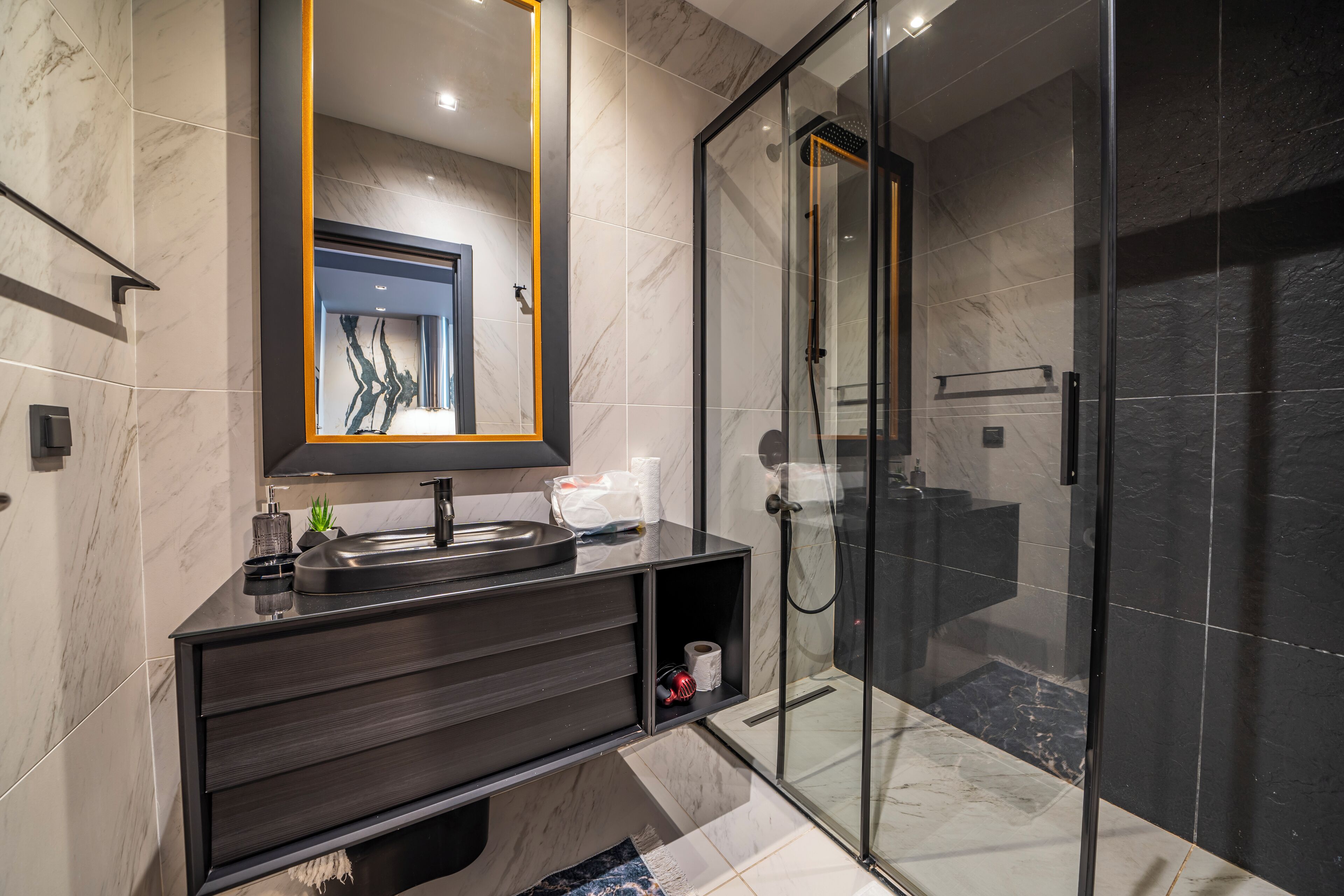 Foto - Benesta Guest Teori