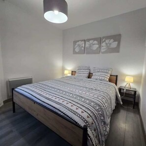 1 Schlafzimmer, Bügeleisen/Bügelbrett, kostenloses WLAN