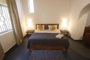 Suite Studio, balcon, vue piscine