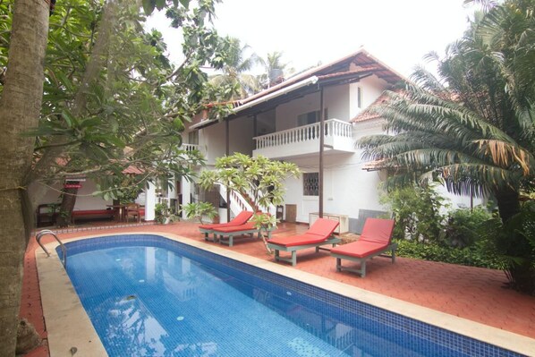 Outdoor pool - Vera Dune (Candolim)