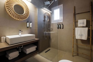 1 Bedroom Villa with Private Pool | Bagno | Accappatoio, pantofole