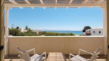 Superior 2 Bedroom Villa with Private Pool | Lydisolering, strygejern/strygebræt, gratis Wi-Fi