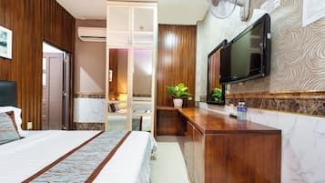 Superior Double Room | Free WiFi, bed sheets