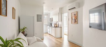 Cozy Stay near Fishtown & City Center