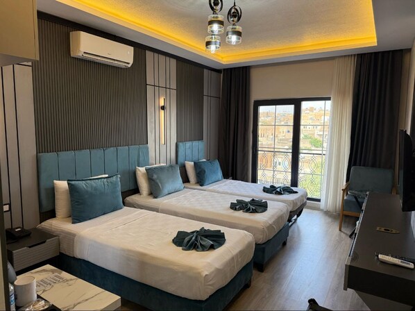 Economy Triple Room