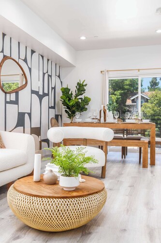 Private Luxe Townhome in Prime Location | Sleeps 8